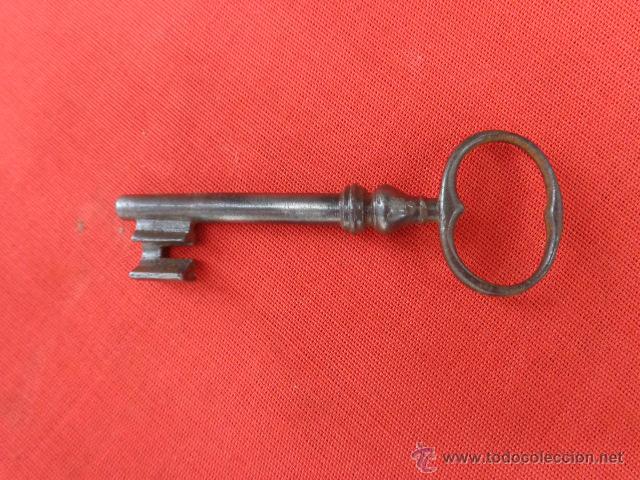 Antig&uuml;edades: Antigua llave maciza de forja LL-153 - Foto 2