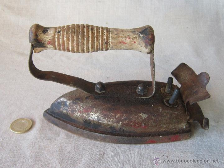 Antig&uuml;edades: PLANCHA ELECTRICA ANTIGUA - Foto 1