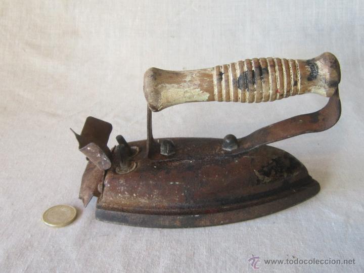 Antig&uuml;edades: PLANCHA ELECTRICA ANTIGUA - Foto 2
