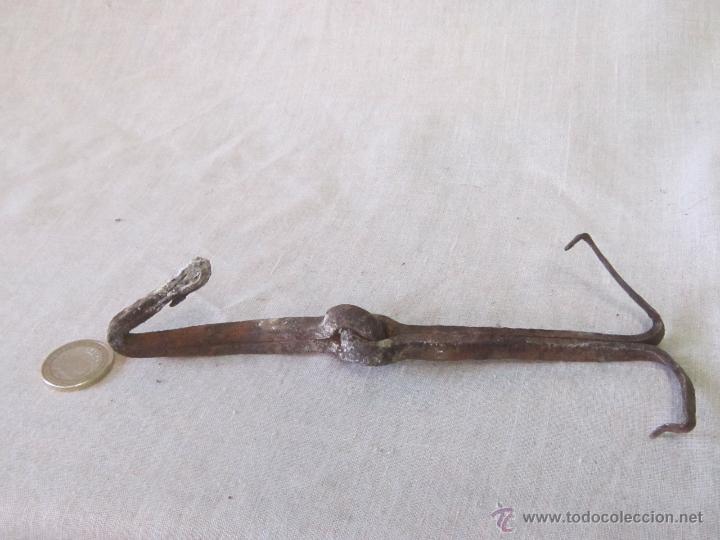 Antig&uuml;edades: BISAGRA ANTIGUA - Foto 1
