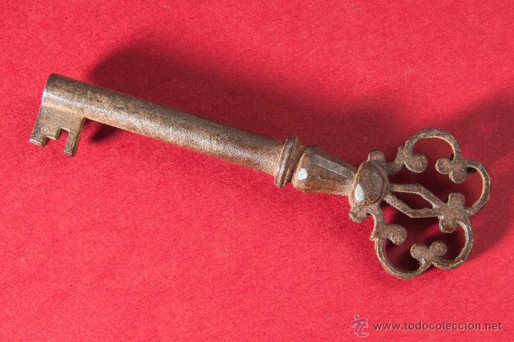 Antig&uuml;edades: LLAVE DE HIERRO FORJADO SIGLO XIX - Foto 2