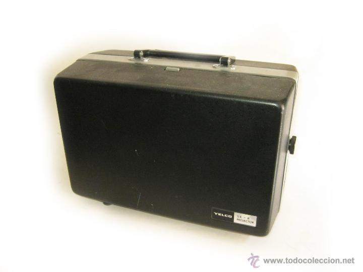 Antig&uuml;edades: PROYECTOR DE PELICULAS DE 8MM YELCO SR-8 - FUNCIONANDO - Foto 2