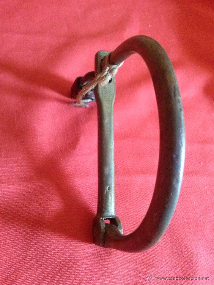 Antig&uuml;edades: ANTIGUO CANDADO DE METAL - Foto 2