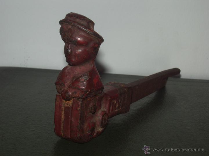 Antig&uuml;edades: Antiguo HERRAJE con FIGURA. - Foto 1
