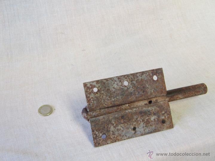 Antig&uuml;edades: PASADOR ANTIGUO DE FORJA - Foto 2
