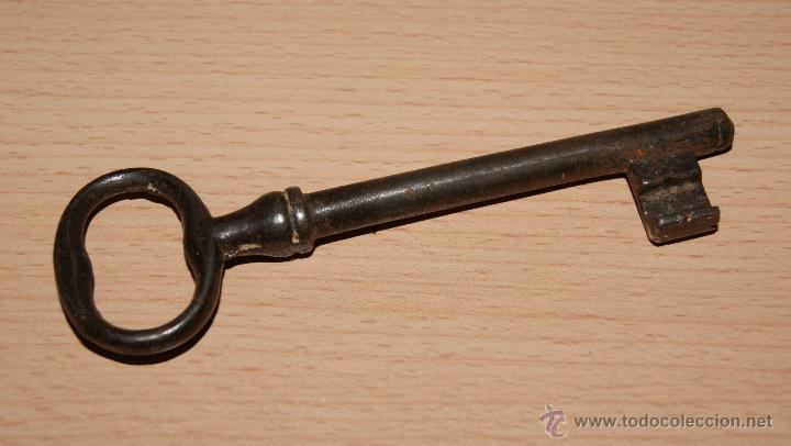 Antig&uuml;edades: Llave antigua de hierro - Foto 2