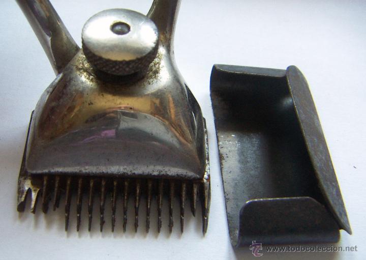 Antigüedades: Vieja maquinilla de afeitar - Foto 4 - 42895102