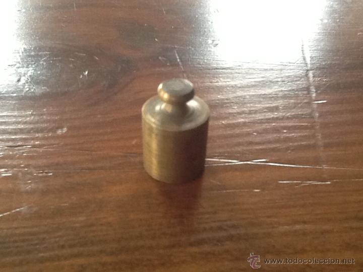 Antig&uuml;edades: PESA ANTIGUA DE 20 GR. - Foto 1
