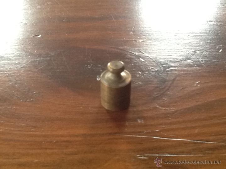 Antig&uuml;edades: PESA ANTIGUA DE 10 GR. - Foto 1