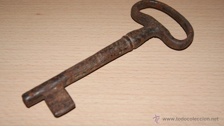 Antig&uuml;edades: Llave antigua de hierro Gran Tama&ntilde;o - Foto 3