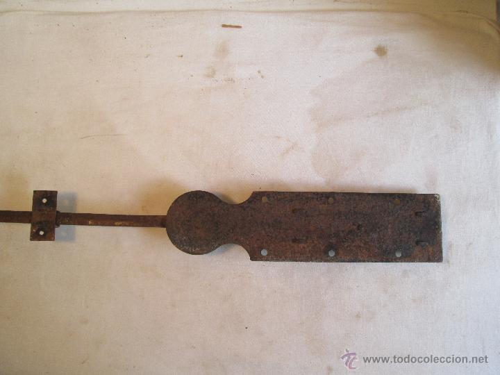 Antig&uuml;edades: PESTILLO DE PUERTA - Foto 3