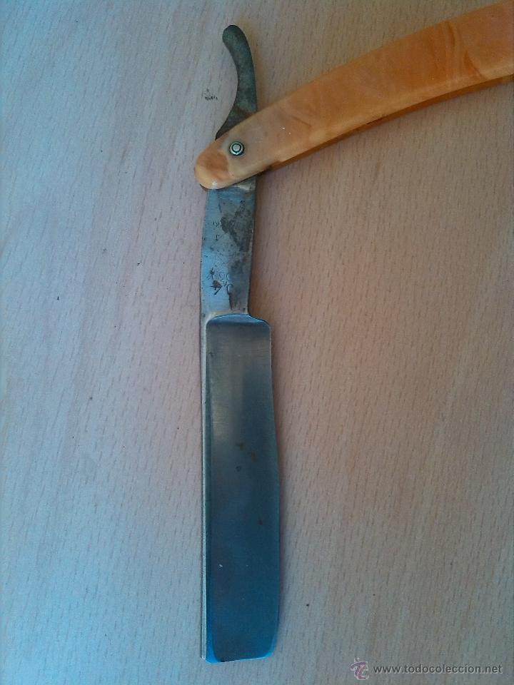 Antig&uuml;edades: navaja de afeitar monserrat 14 - Foto 3