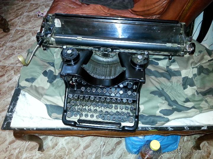 Antig&uuml;edades: Maquina de escribir HISPANO - Foto 9