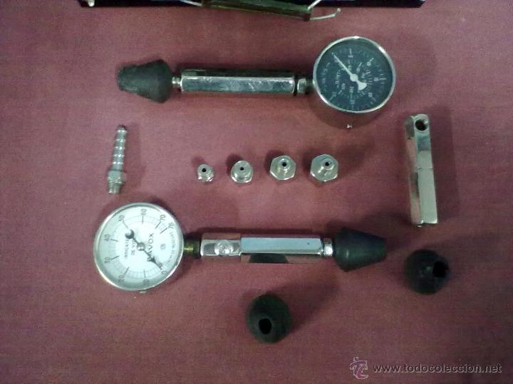 Antig&uuml;edades: CAJA MADERA LACADA EN NEGRO MANOMETROS BAVOX - Foto 2