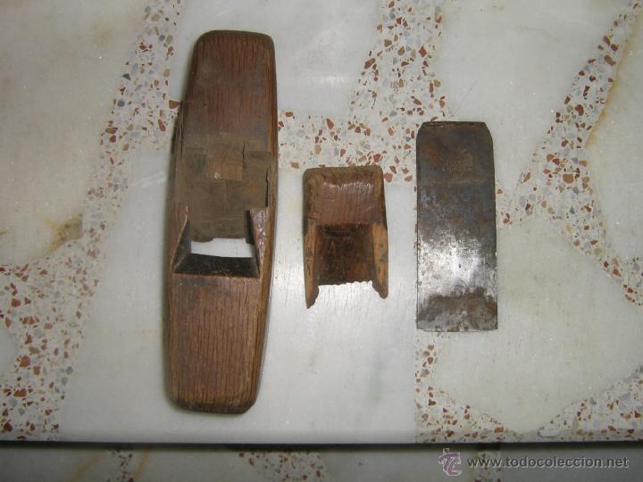 Antig&uuml;edades: ANTIGUO CEPILLO DE CARPINTERO EN MADERA - Foto 2