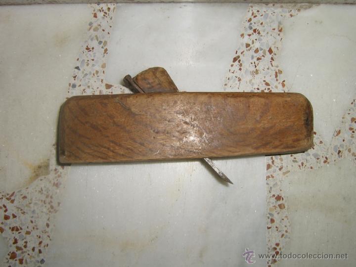 Antig&uuml;edades: ANTIGUO CEPILLO DE CARPINTERO EN MADERA - Foto 3