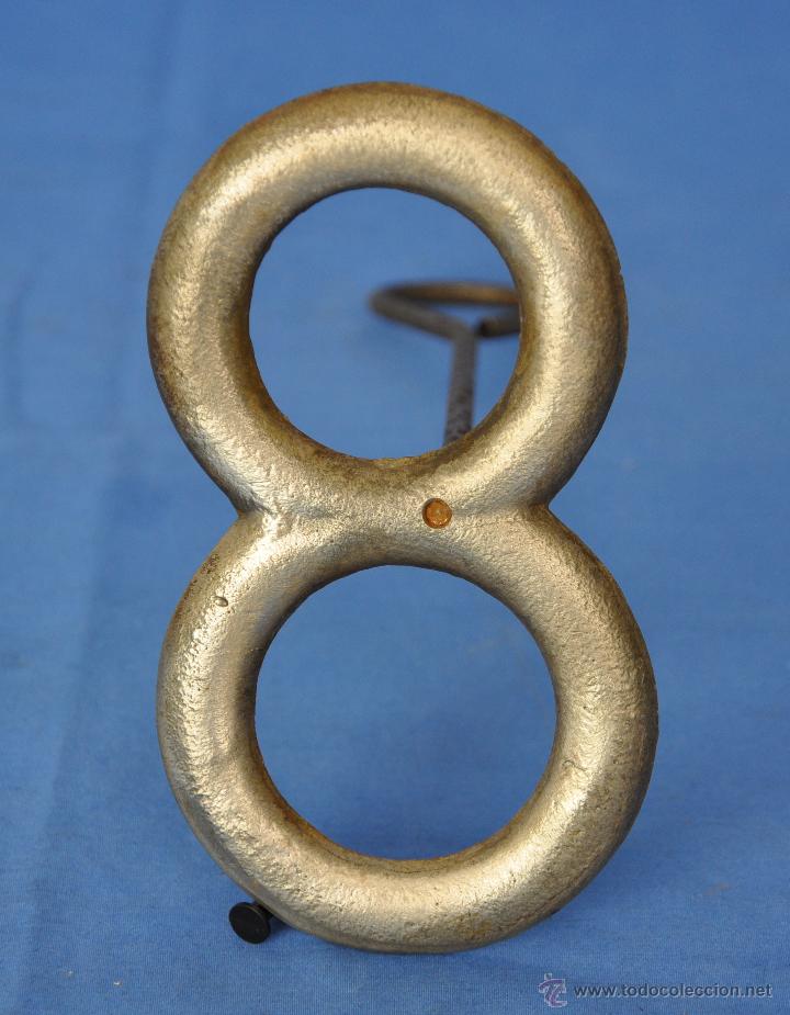 Antig&uuml;edades: Numeros de aluminio. - Foto 9