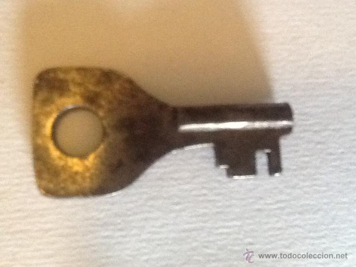 Antig&uuml;edades: PEQUE&Ntilde;A LLAVE ANTIGUA. 35 cm. - Foto 1