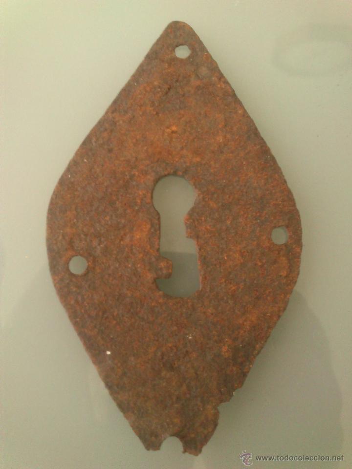 Antig&uuml;edades: ANTIGUO BOCALLAVE DE FORJA SENCILLO - Foto 1
