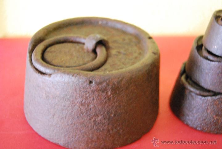Antig&uuml;edades: ANTIGUO JUEGO DE PESAS DE HIERRO - Foto 3