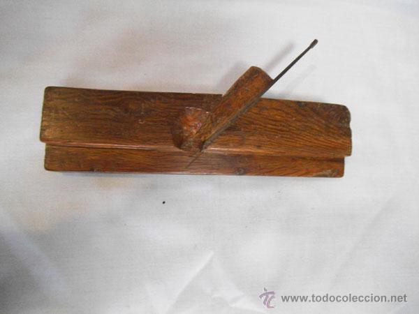 Antig&uuml;edades: ANTIGUO CEPILLO DE CARPINTERO PARA MOLDURAS - Foto 3
