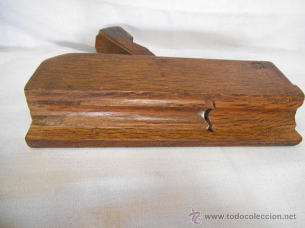 Antig&uuml;edades: ANTIGUO CEPILLO DE CARPINTERO PARA MOLDURAS - Foto 2