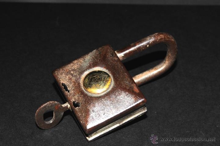 Antig&uuml;edades: ANTIGUO CANDADO CON SU LLAVE RGM 406 B, FUNCIONA - Foto 3