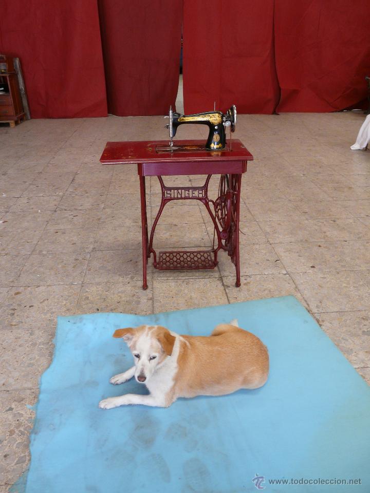 Antig&uuml;edades: MAQUINA DE COSER SINGER - Foto 3