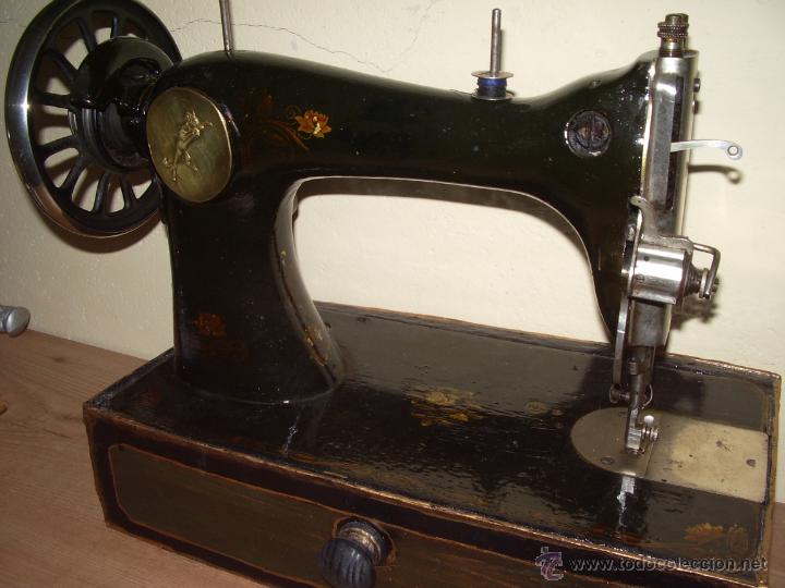 Antig&uuml;edades: MAQUINA DE COSER - Foto 2