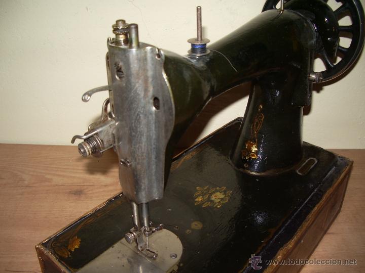 Antig&uuml;edades: MAQUINA DE COSER - Foto 3