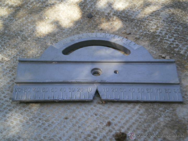 Antig&uuml;edades: HERRAMIENTA METALICA GRADUADA , TIPO REGLA Y SEMICIRCULO - Foto 1