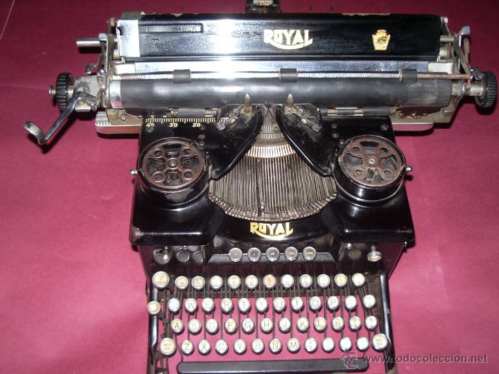 Antig&uuml;edades: MAQUINA DE ESCRIBIR - Foto 1