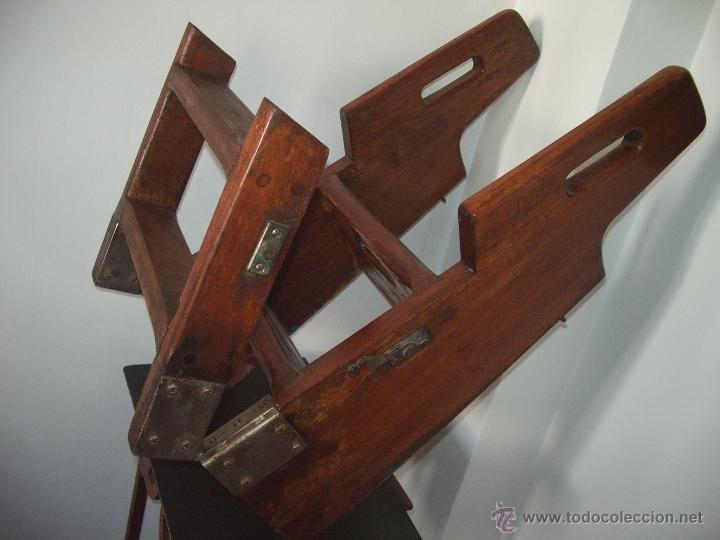 Antiques: ESCALERILLA BARCO.