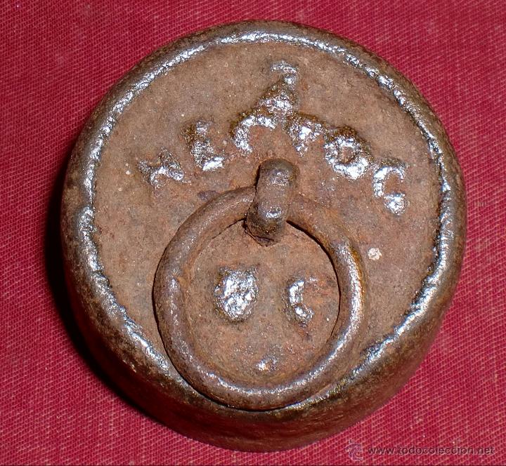 Antig&uuml;edades: antiguo peso de romana de 2 hectogramo - Foto 1
