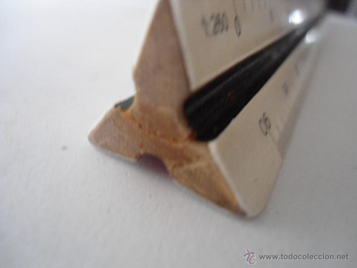 Antig&uuml;edades: ANTIGUA REGLA TRIANGULAR ALBERT NESTLER A.G. DE MADERA - Foto 6
