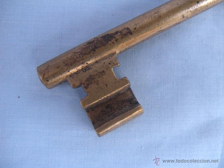 Antig&uuml;edades: ANTIGUA LLAVE DE BRONCE - Foto 3