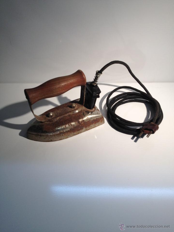 Antig&uuml;edades: ANTIGUA PLANCHA ELECTRICA  (G) - Foto 1