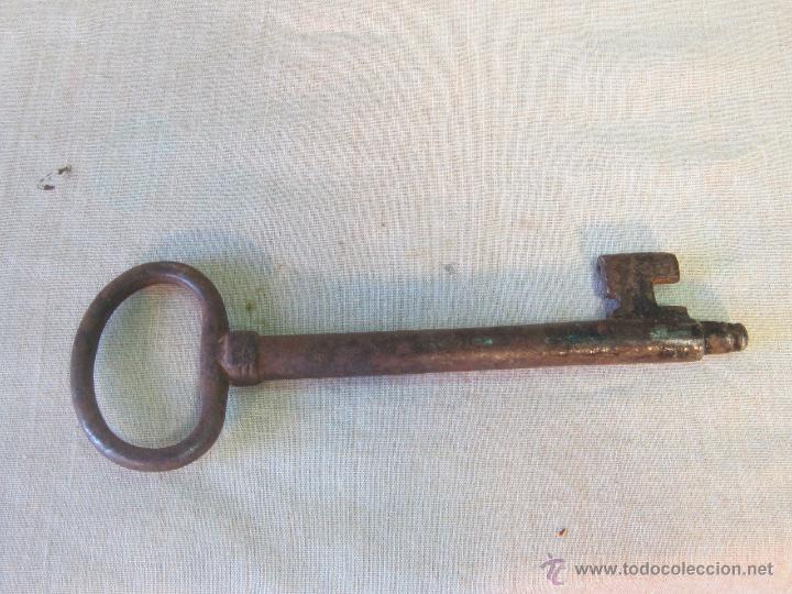 Antig&uuml;edades: llave antigua de forja - Foto 3