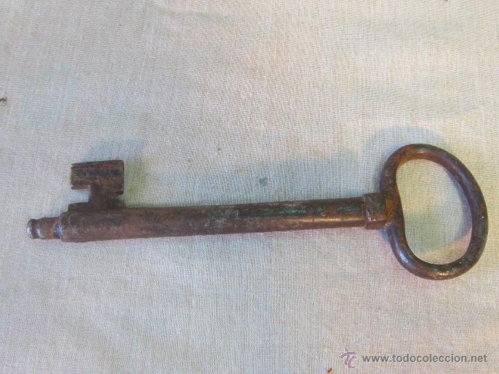 Antig&uuml;edades: llave antigua de forja - Foto 4