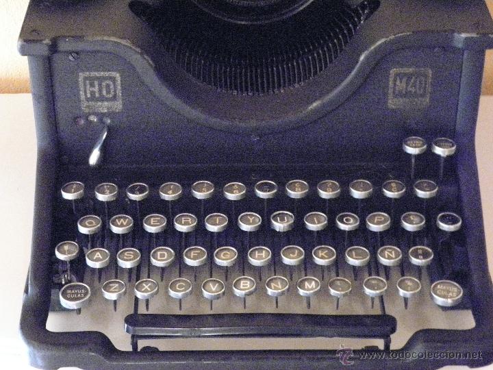 Antig&uuml;edades: M&aacute;quina de escribir Hispano Olivetti M40 - Foto 3