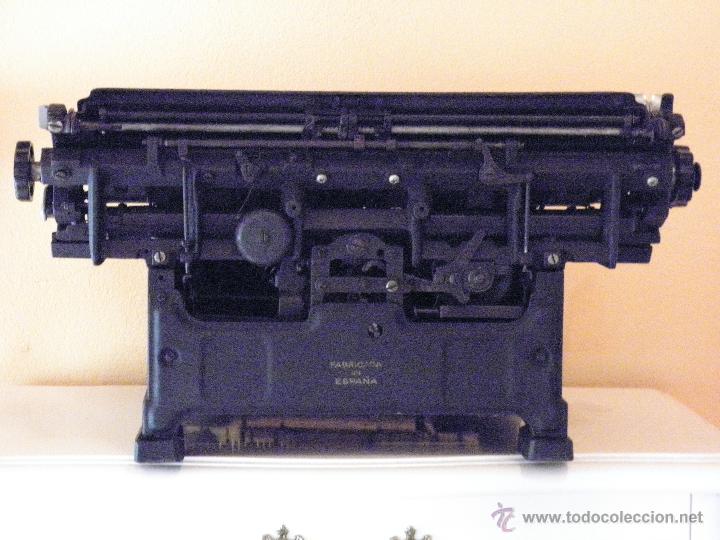 Antig&uuml;edades: M&aacute;quina de escribir Hispano Olivetti M40 - Foto 7