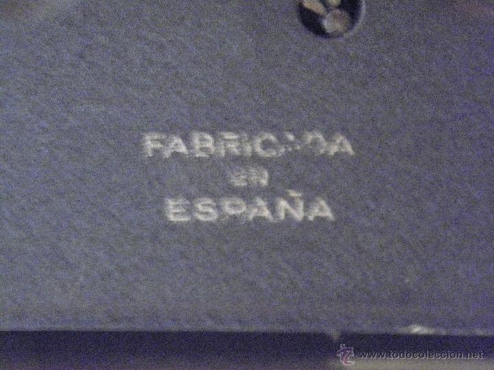 Antig&uuml;edades: M&aacute;quina de escribir Hispano Olivetti M40 - Foto 8