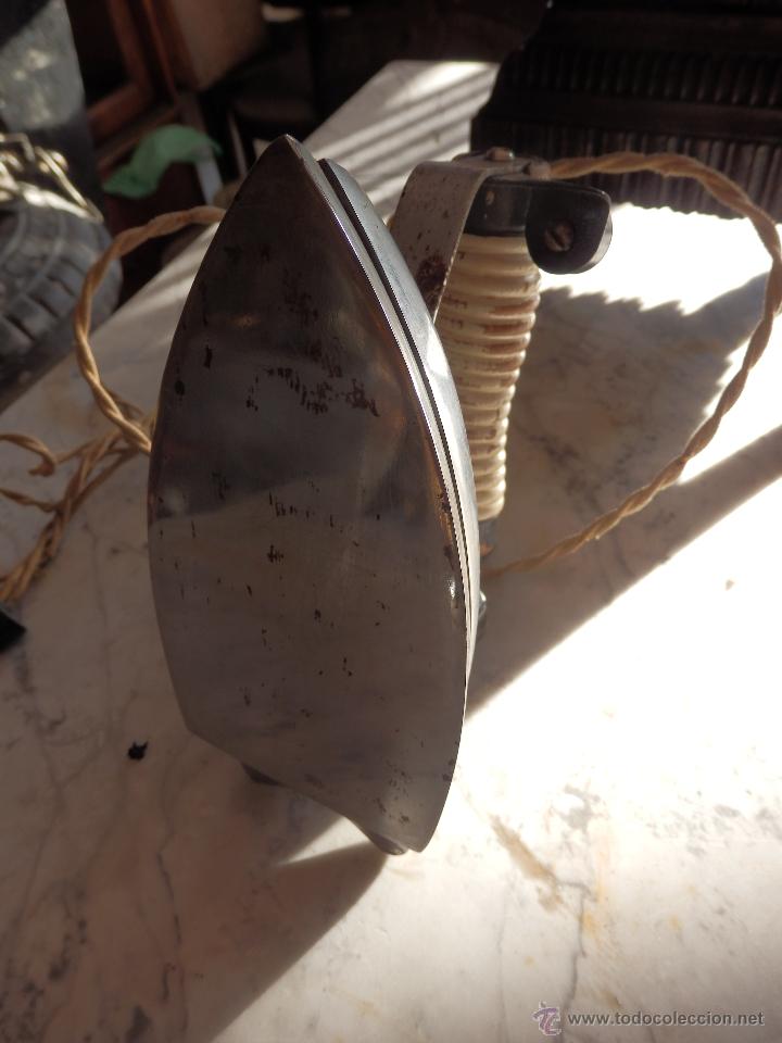 Antig&uuml;edades: ANTIGUA PLANCHA ITALIANA - Foto 3