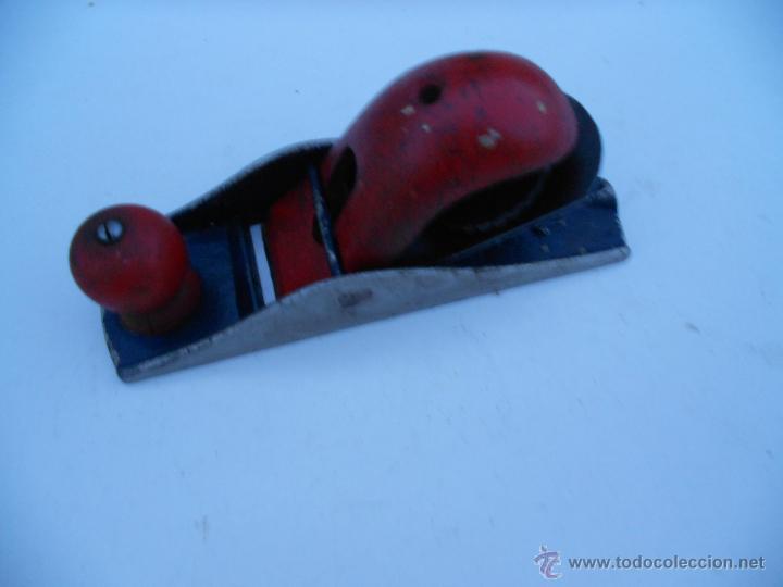 Antig&uuml;edades: CEPILLO ROJO 110 - Foto 2