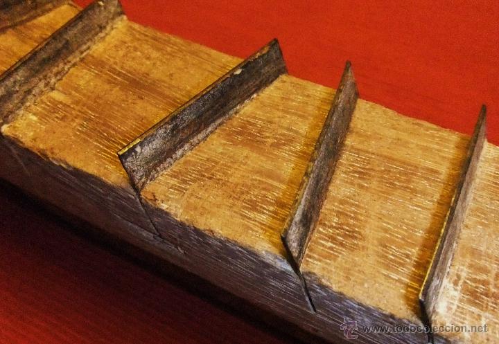 Antig&uuml;edades: HERRAMIENTA RASPADOR DE MADERA Y HIERRO - Foto 4