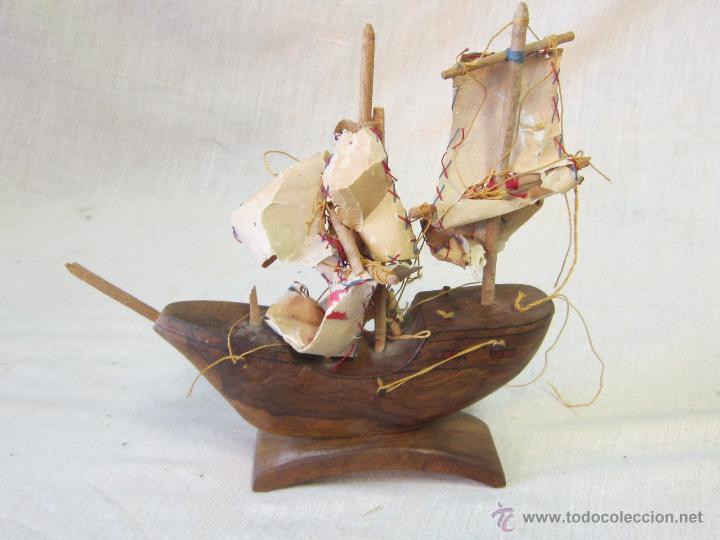 Antig&uuml;edades: CARAVELA PEQUE&Ntilde;A EN MADERA DE RAIZ - Foto 1