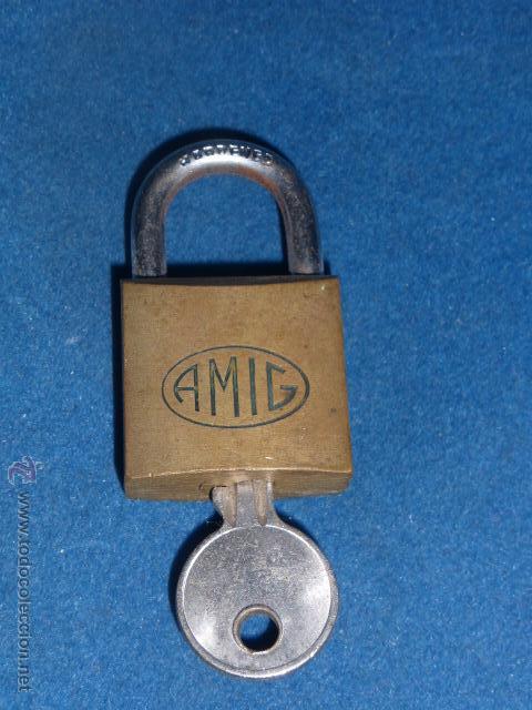 Antig&uuml;edades: CANDADO CON UNA LLAVE DE LA MARCA AMIG - Foto 2