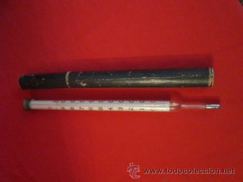 Antig&uuml;edades: T&eacute;rmometro antiguo de gran tama&ntilde;o, en su funda. - Foto 1