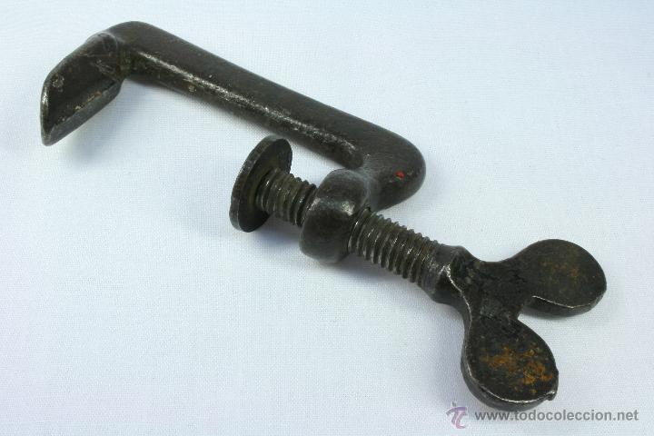 Antig&uuml;edades: Pinza de tuerca. S.XIX - Foto 3