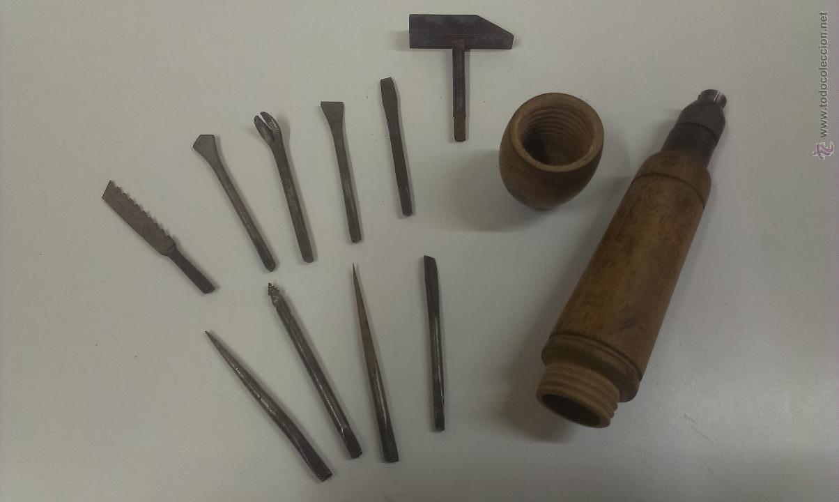 Antig&uuml;edades: ANTIGUA MULTIERRAMIENTA . CON DIFERENTES ACCESORIOS Y CABEZAL . - Foto 2